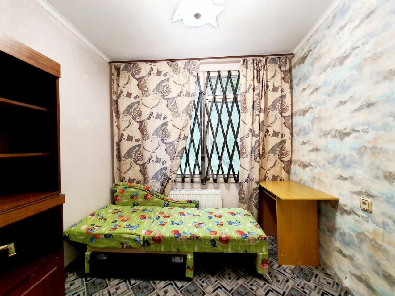 трехкомнатная квартира в Санкт-Петербурге по адресу: Народного Ополчения проспект, 53