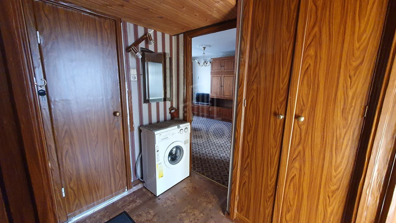 трехкомнатная квартира в Санкт-Петербурге по адресу: Народного Ополчения проспект, 53