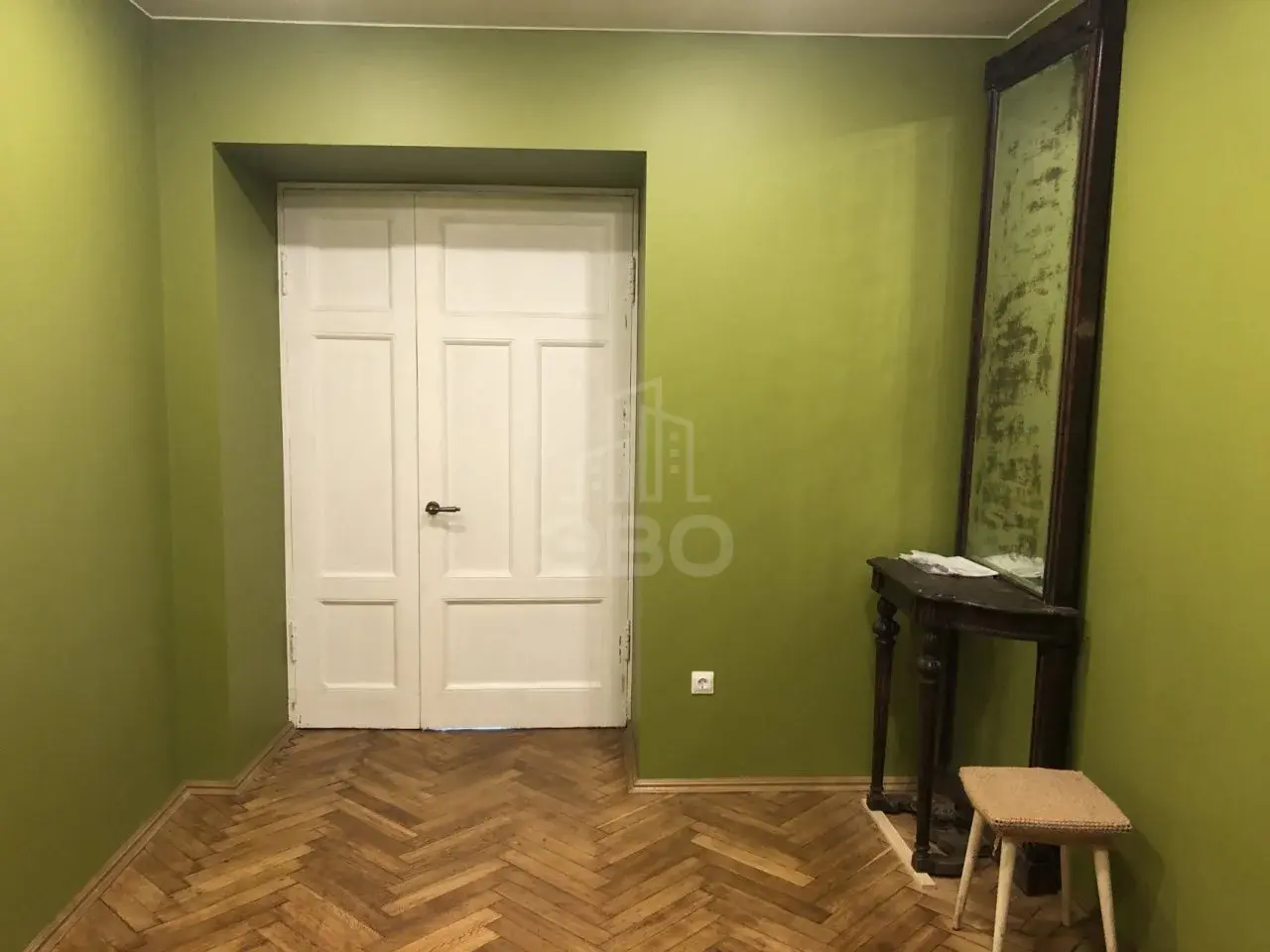 четырехкомнатная квартира в Санкт-Петербурге по адресу: Малая Морская ул., 19