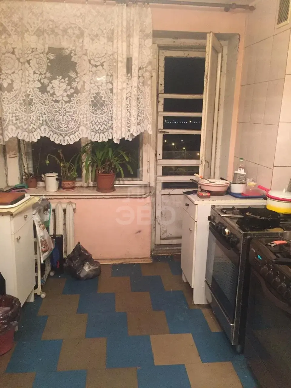 комната в Санкт-Петербурге по адресу: Демьяна Бедного ул., 28, к 1