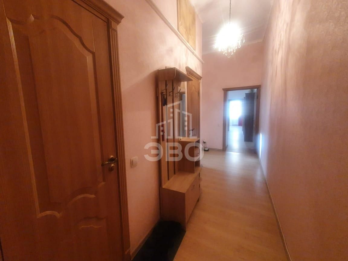 двухкомнатная квартира в Санкт-Петербурге по адресу: Коломенская ул., 38-40