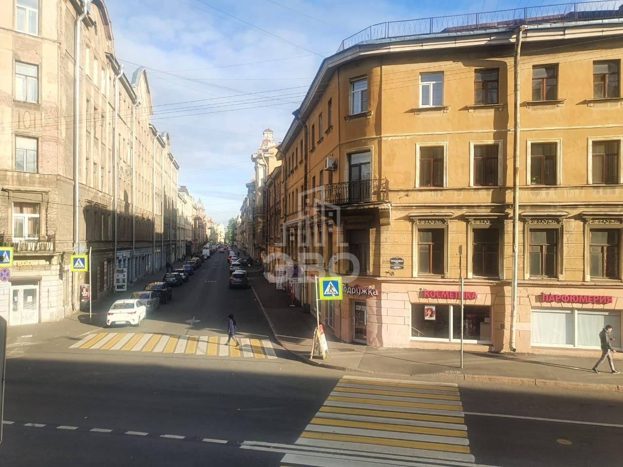 двухкомнатная квартира в Санкт-Петербурге по адресу: Коломенская ул., 38-40