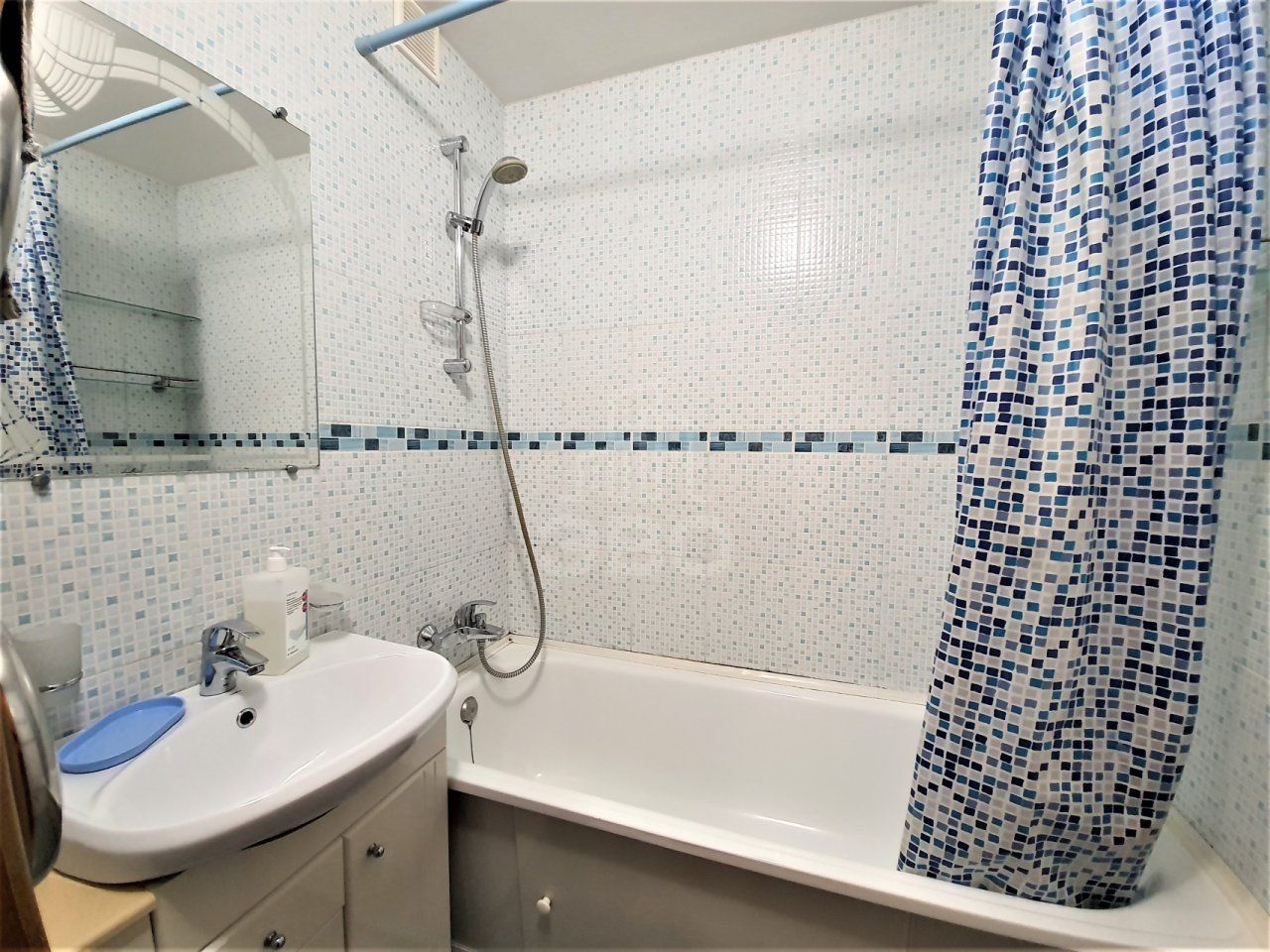 однокомнатная квартира в Санкт-Петербурге по адресу: Сикейроса ул., 11, к 2