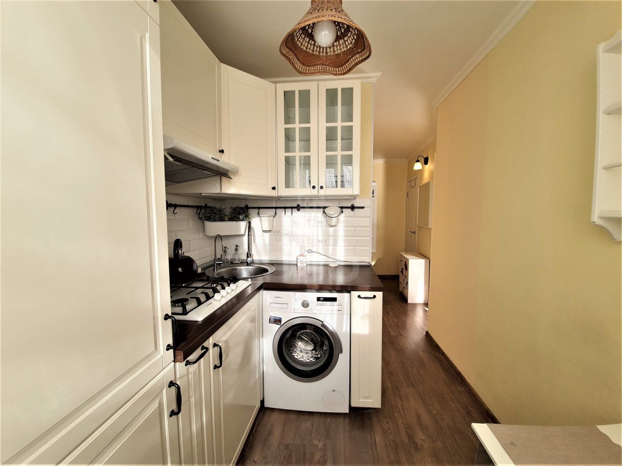 однокомнатная квартира в Санкт-Петербурге по адресу: Энгельса проспект, 61