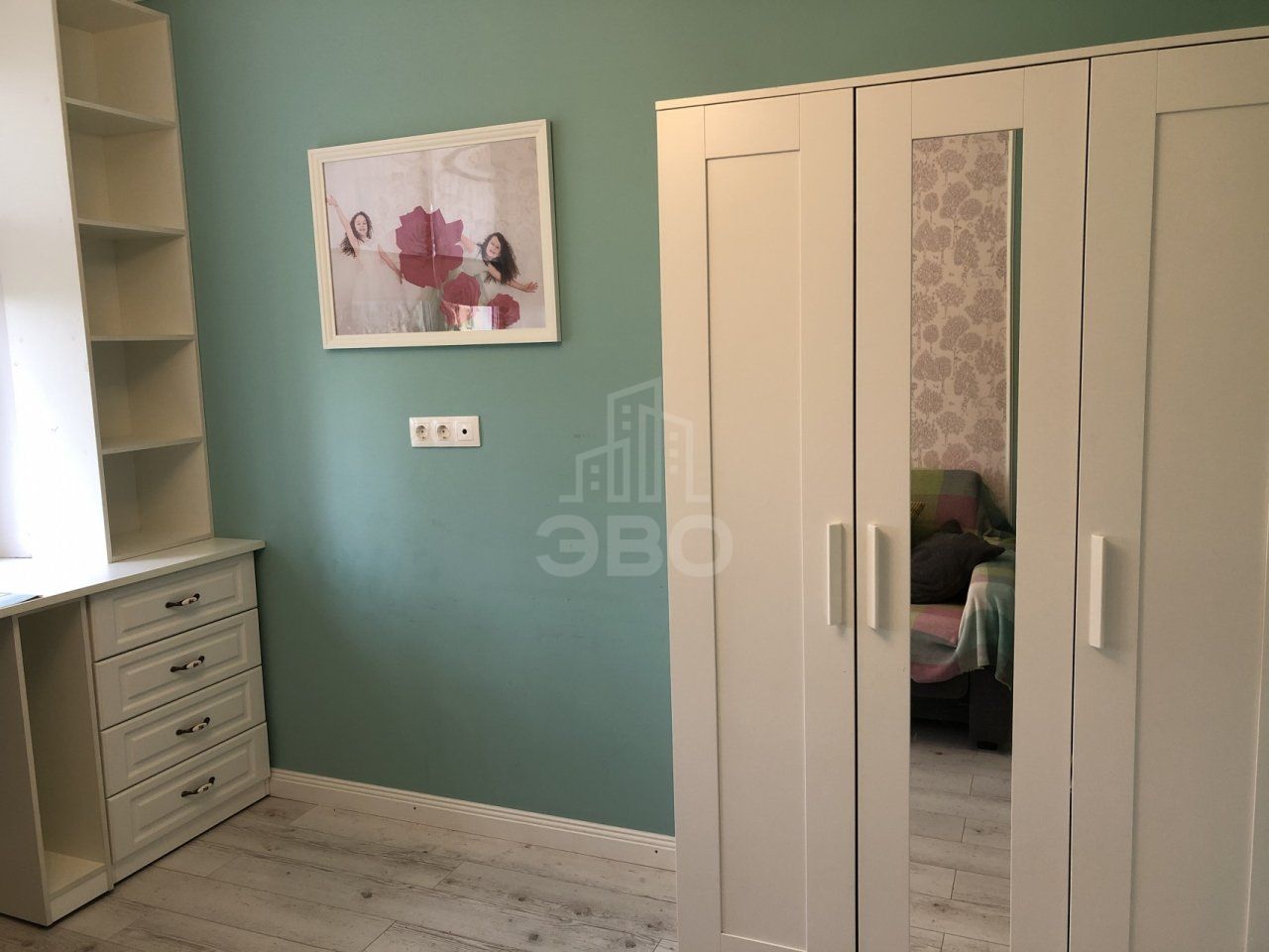 двухкомнатная квартира в Санкт-Петербурге по адресу: Пражская ул., 33