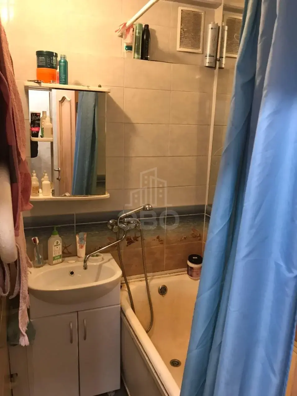 комната в Санкт-Петербурге по адресу: Есенина ул., 36, к 1