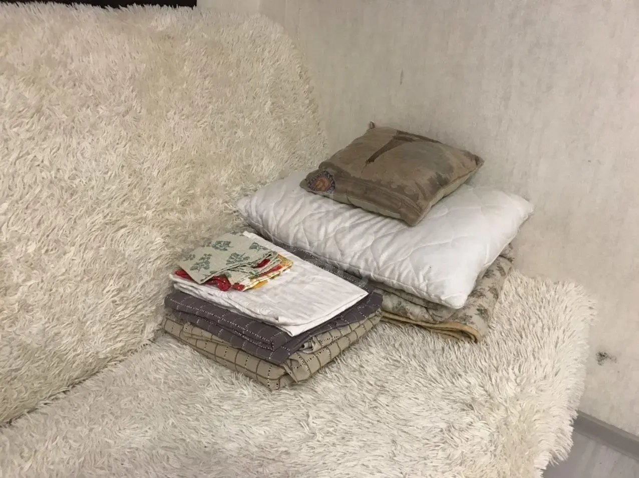 комната в Санкт-Петербурге по адресу: Есенина ул., 36, к 1