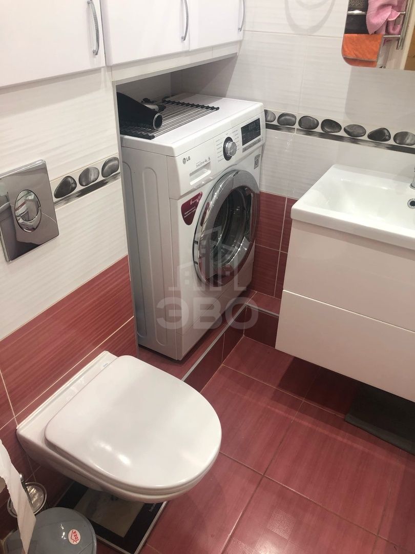 комната в Санкт-Петербурге по адресу: Новосибирская ул., 21