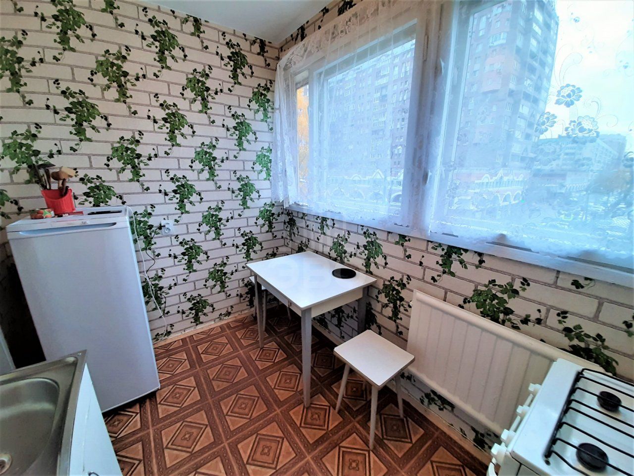 однокомнатная квартира в Санкт-Петербурге по адресу: Есенина ул., 12, к 1