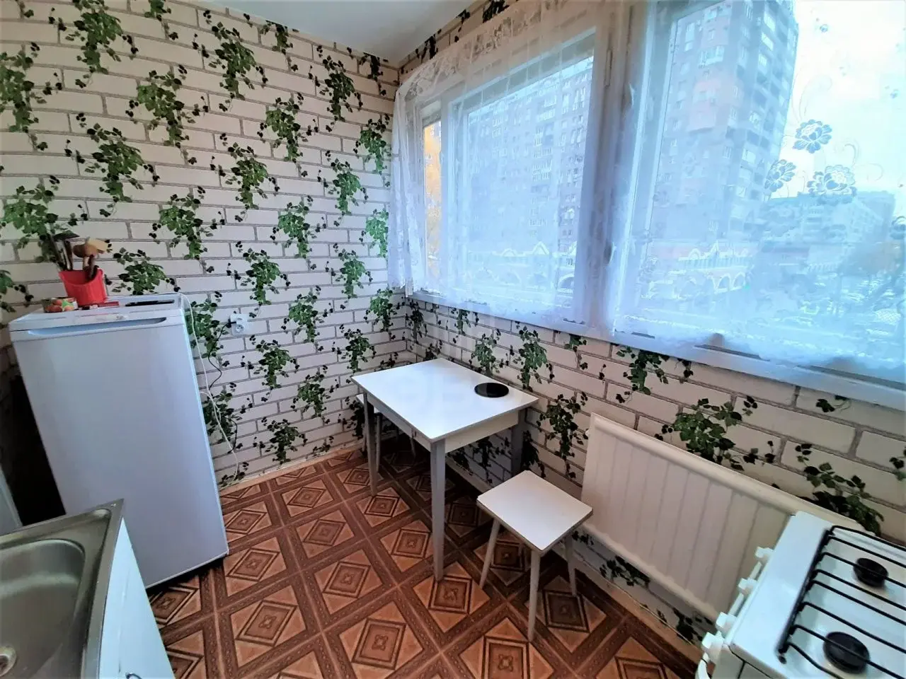 однокомнатная квартира в Санкт-Петербурге по адресу: Есенина ул., 12, к 1