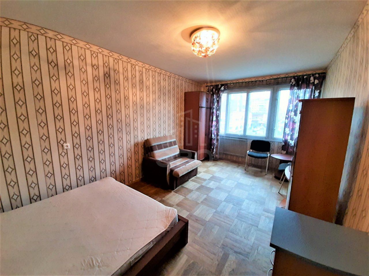 однокомнатная квартира в Санкт-Петербурге по адресу: Есенина ул., 12, к 1