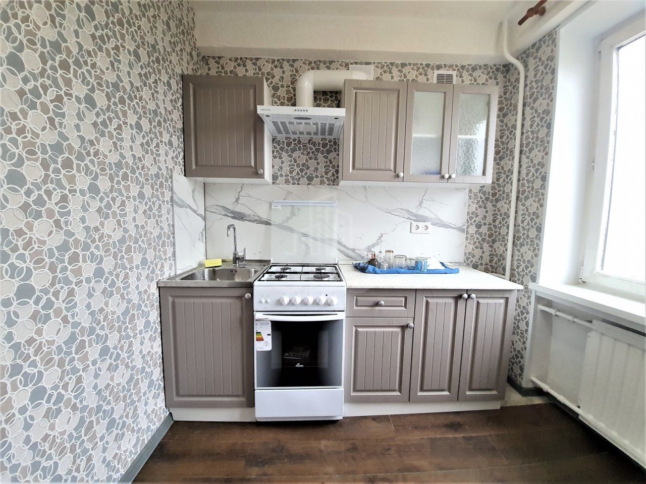 трехкомнатная квартира в Санкт-Петербурге по адресу: Учительская ул., 9, к 1