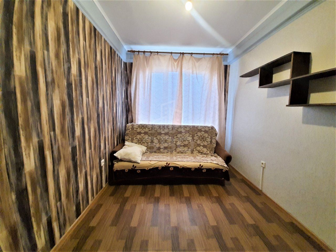 трехкомнатная квартира в Санкт-Петербурге по адресу: Учительская ул., 9, к 1