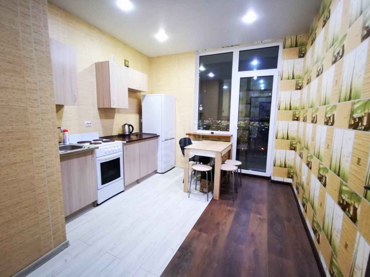 однокомнатная квартира в Санкт-Петербурге по адресу: Александровской Фермы проспект, 8, к 1