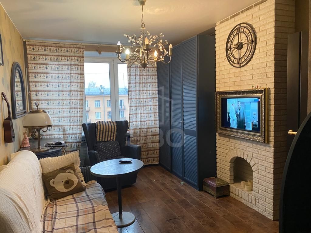 однокомнатная квартира в Санкт-Петербурге по адресу: Бассейная ул., 53