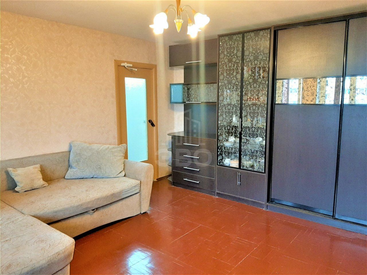 комната в Санкт-Петербурге по адресу: Есенина ул., 40, к 1