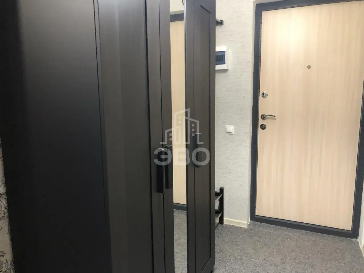 однокомнатная квартира в Санкт-Петербурге по адресу: Среднерогатская ул., 14