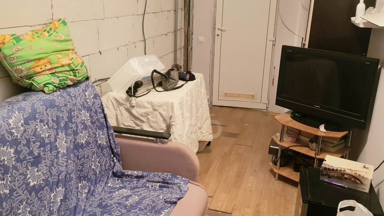 комната в Санкт-Петербурге по адресу: Косая линия, 24/25