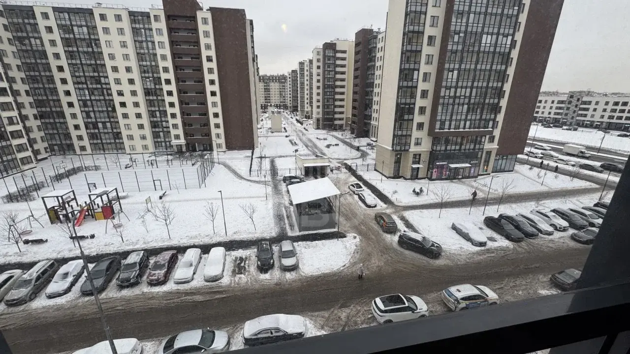 двухкомнатная квартира в Санкт-Петербурге по адресу: Генерала Кравченко ул., 8, к 1