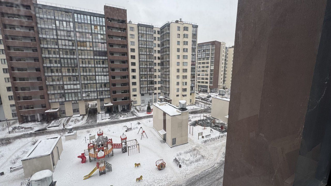 двухкомнатная квартира в Санкт-Петербург по адресу: Генерала Кравченко ул., 8, к 1