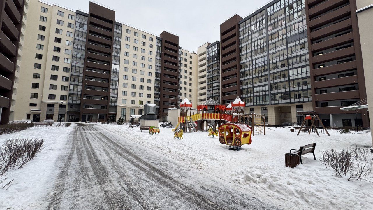 двухкомнатная квартира в Санкт-Петербург по адресу: Генерала Кравченко ул., 8, к 1