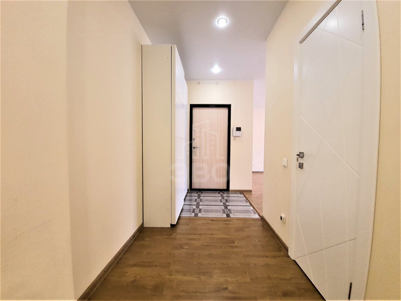 трехкомнатная квартира в Санкт-Петербурге по адресу: Кременчугская ул., 19, к 2