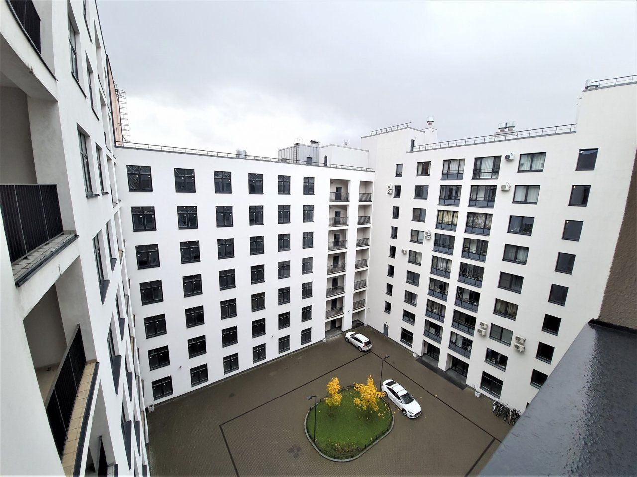 трехкомнатная квартира в Санкт-Петербурге по адресу: Кременчугская ул., 19, к 2