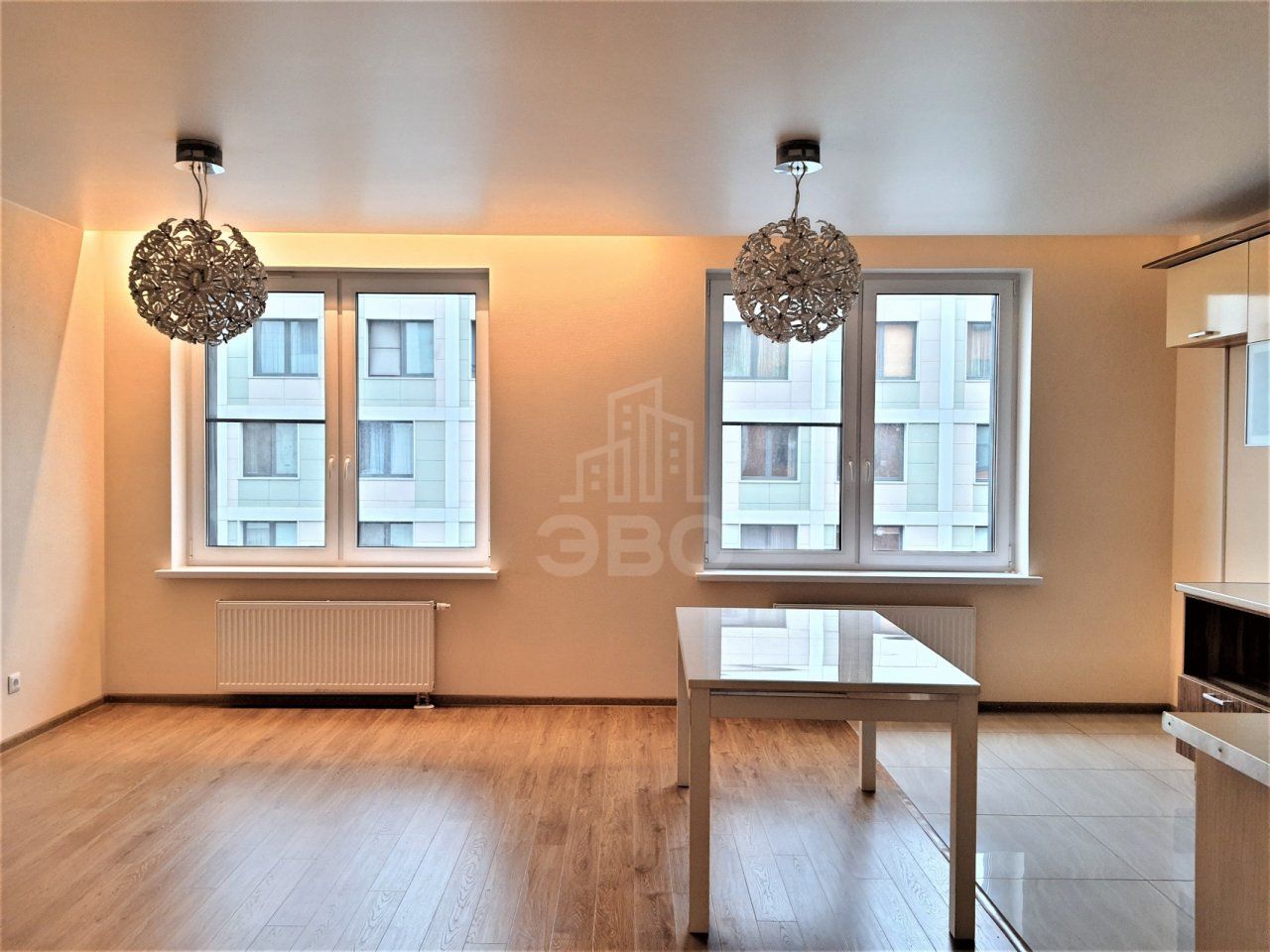 трехкомнатная квартира в Санкт-Петербурге по адресу: Кременчугская ул., 19, к 2