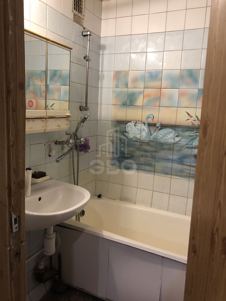 двухкомнатная квартира в Санкт-Петербурге по адресу: Маршала Казакова ул., 38, к 1