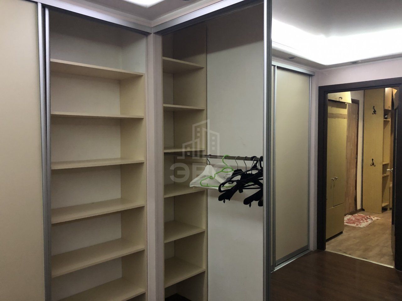 двухкомнатная квартира в Санкт-Петербурге по адресу: Маршала Казакова ул., 38, к 1