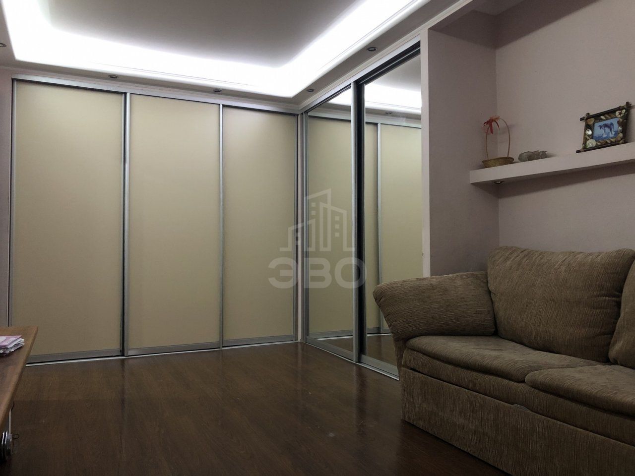 двухкомнатная квартира в Санкт-Петербурге по адресу: Маршала Казакова ул., 38, к 1