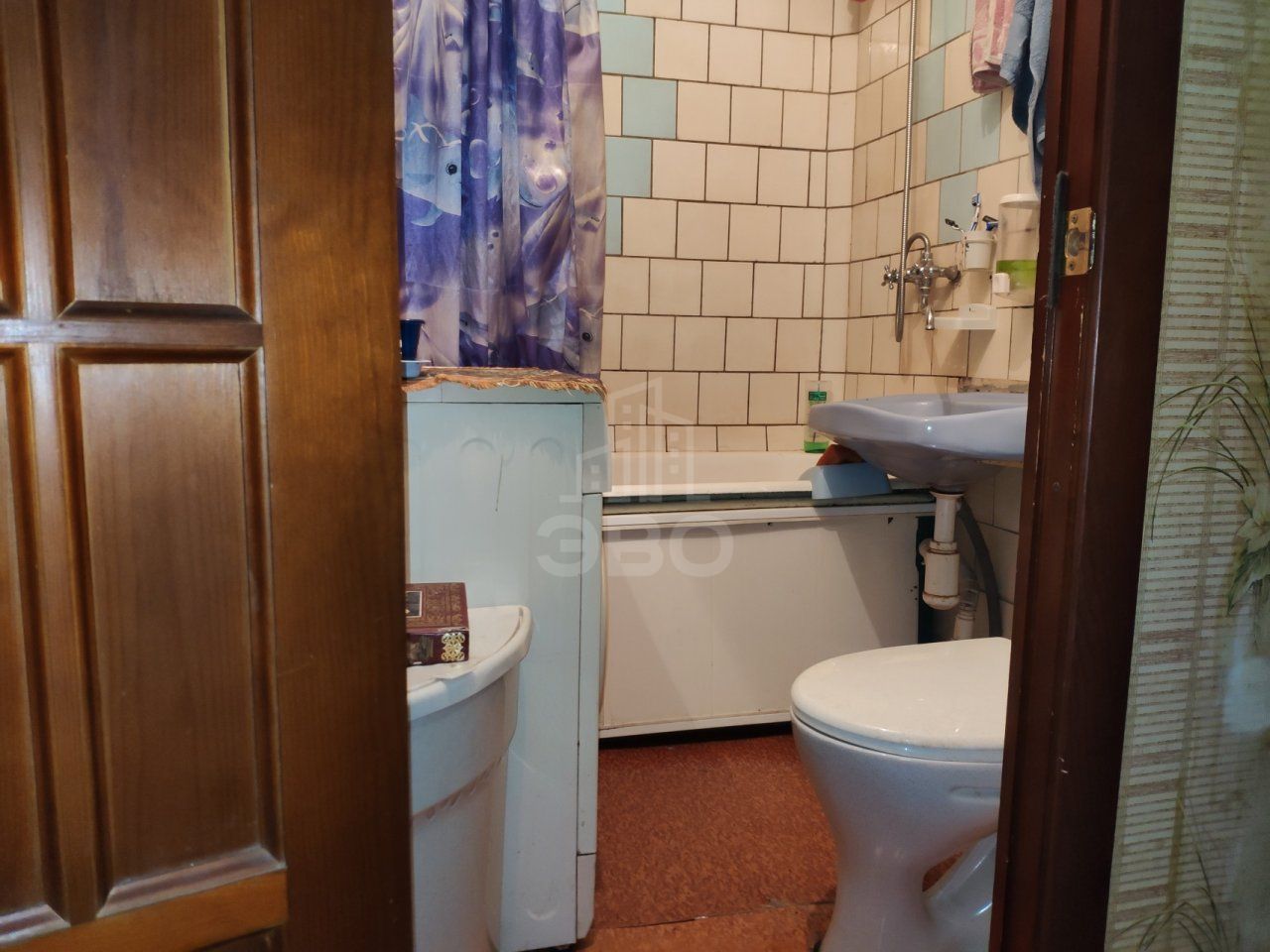 комната в Санкт-Петербурге по адресу: Замшина ул., 39, к 1