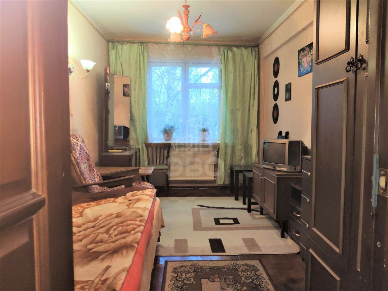 комната в Санкт-Петербурге по адресу: Замшина ул., 39, к 1