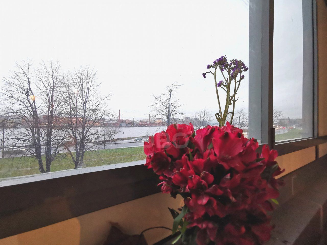 однокомнатная квартира в Санкт-Петербурге по адресу: Октябрьская наб., 44, к 1