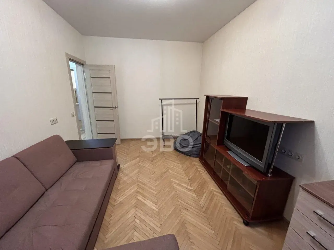 двухкомнатная квартира в Санкт-Петербурге по адресу: Каменноостровский проспект, 64, к 7