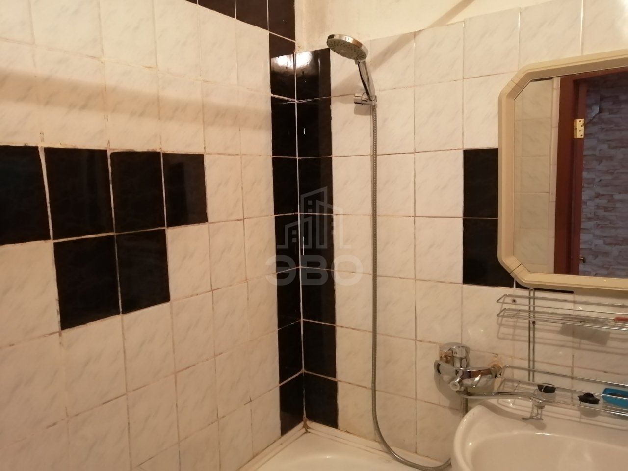 двухкомнатная квартира в Санкт-Петербурге по адресу: Добровольцев ул., 48, к 2