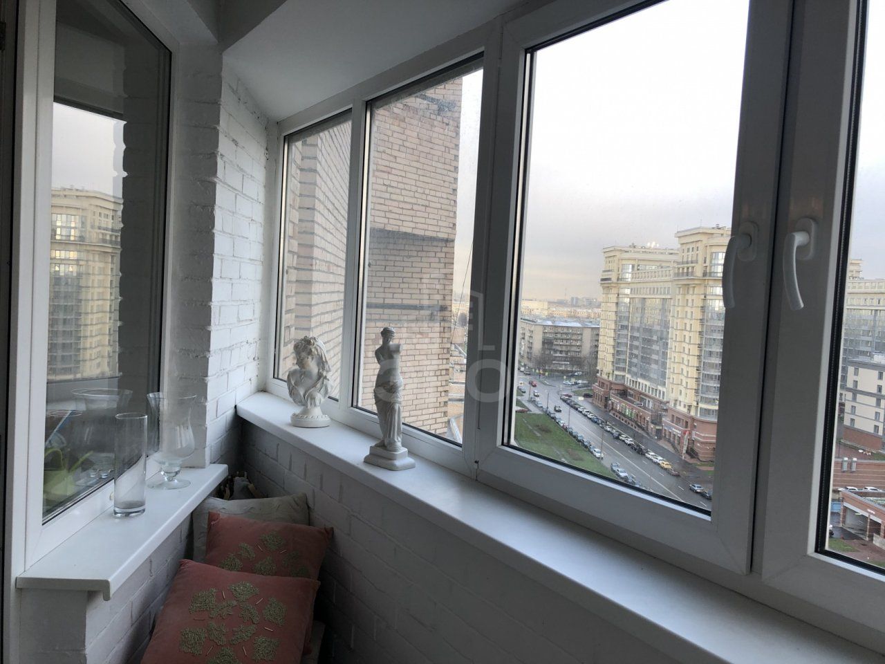 однокомнатная квартира в Санкт-Петербурге по адресу: Варшавская ул., 51, к 1