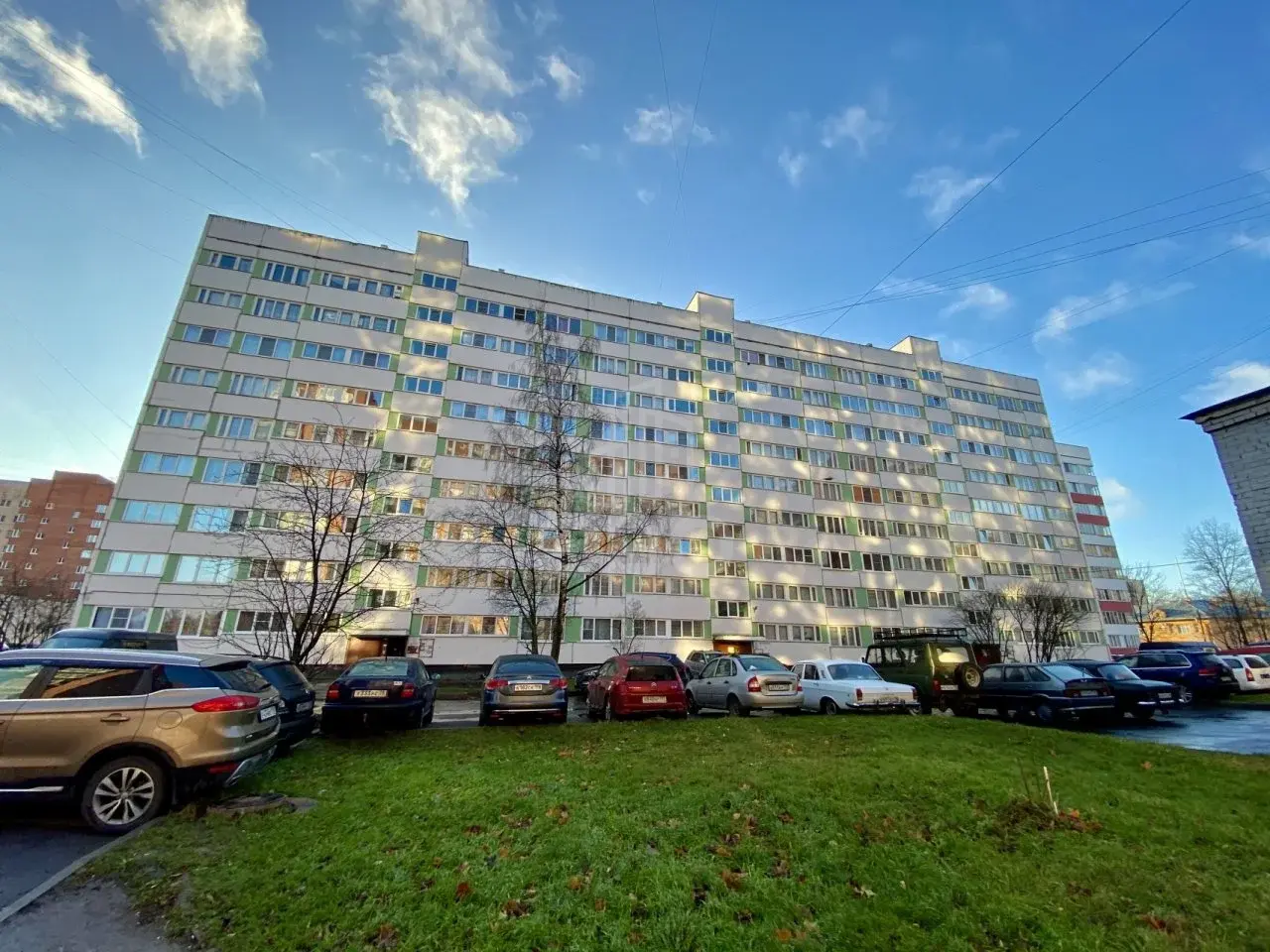 трехкомнатная квартира в Санкт-Петербурге по адресу: Авангардная ул., 18, к 1