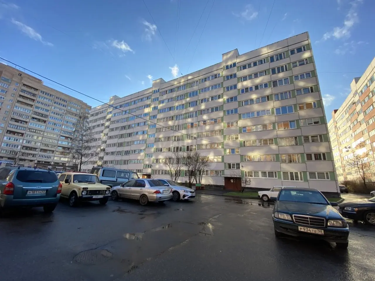 трехкомнатная квартира в Санкт-Петербурге по адресу: Авангардная ул., 18, к 1