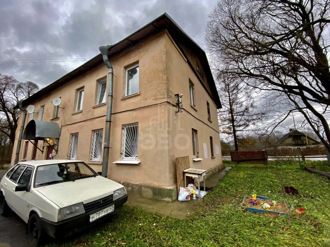 двухкомнатная квартира в Санкт-Петербурге по адресу: Свободы ул., 24