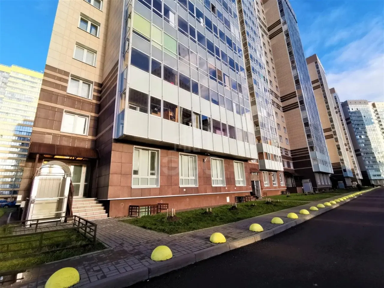однокомнатная квартира в Санкт-Петербурге по адресу: Заречная ул., 19, к 1