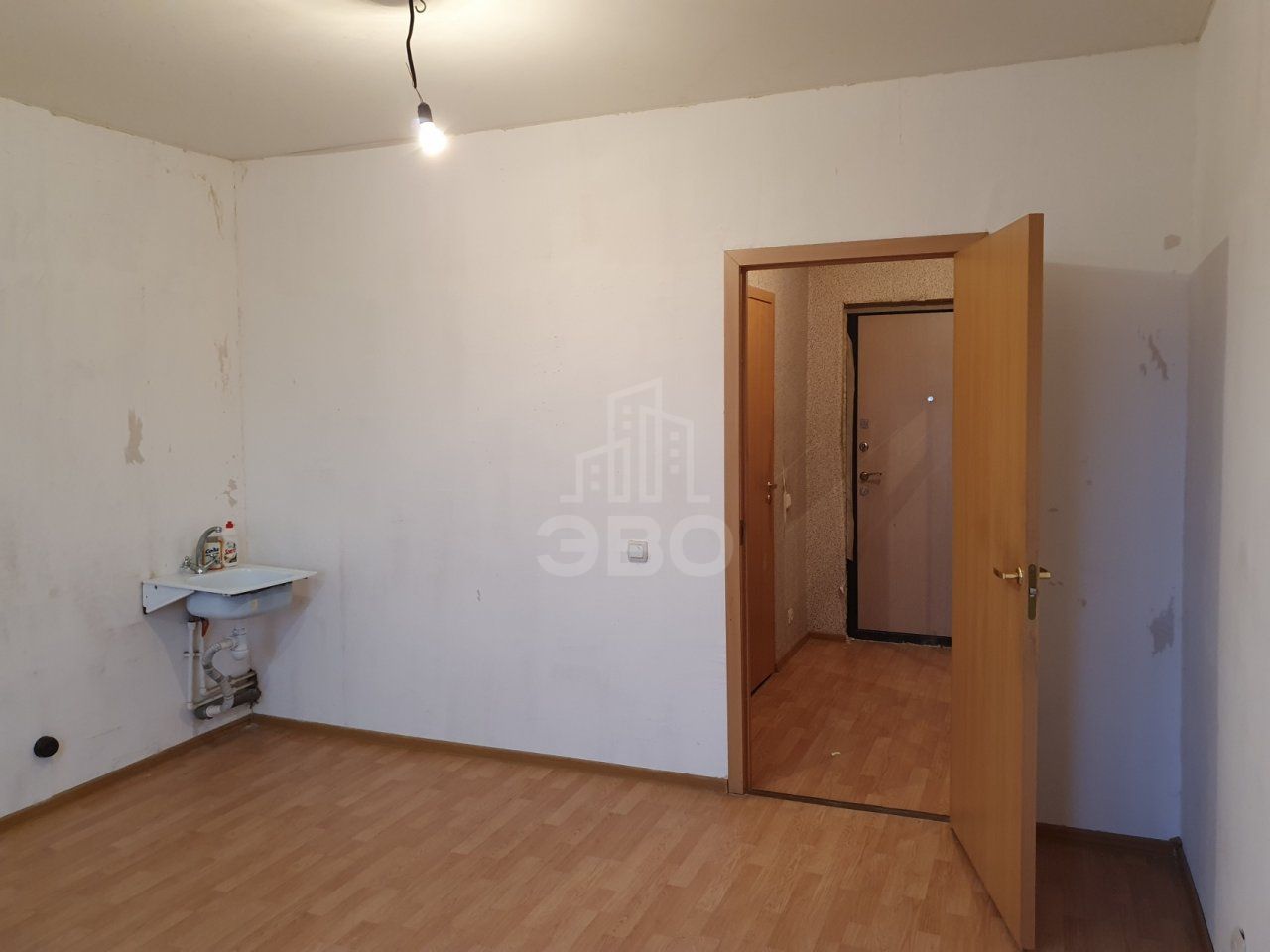 однокомнатная квартира в Санкт-Петербурге по адресу: Московское ш., 246