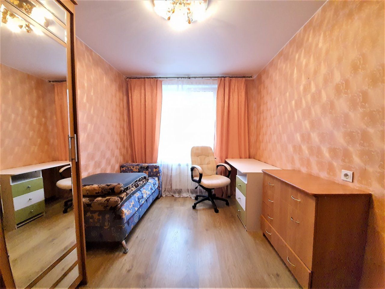 двухкомнатная квартира в Санкт-Петербурге по адресу: Новаторов б-р., 112