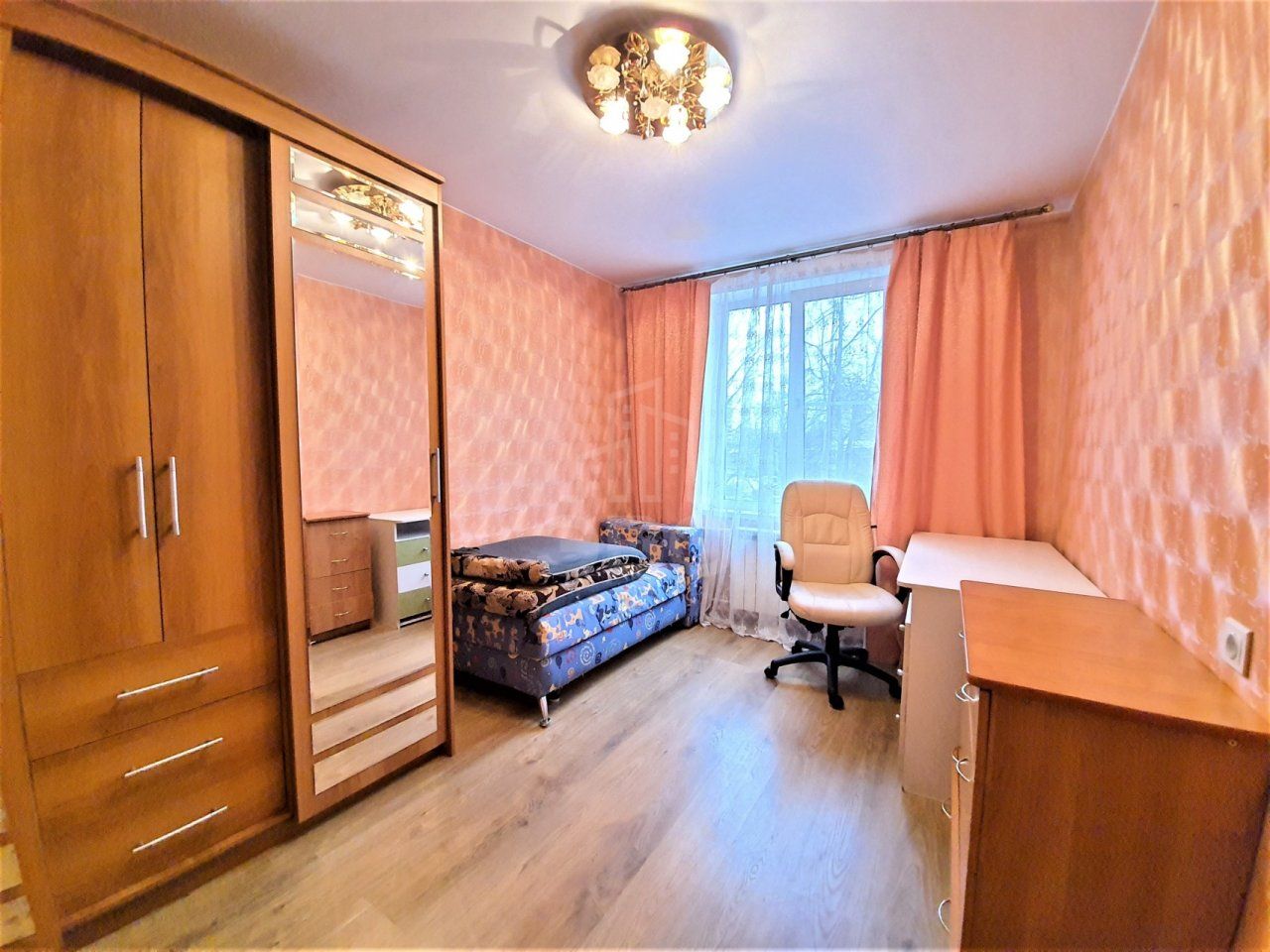 двухкомнатная квартира в Санкт-Петербурге по адресу: Новаторов б-р., 112