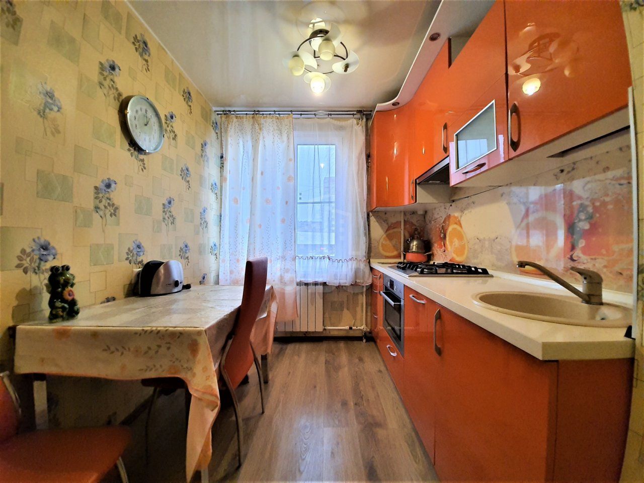 двухкомнатная квартира в Санкт-Петербурге по адресу: Новаторов б-р., 112