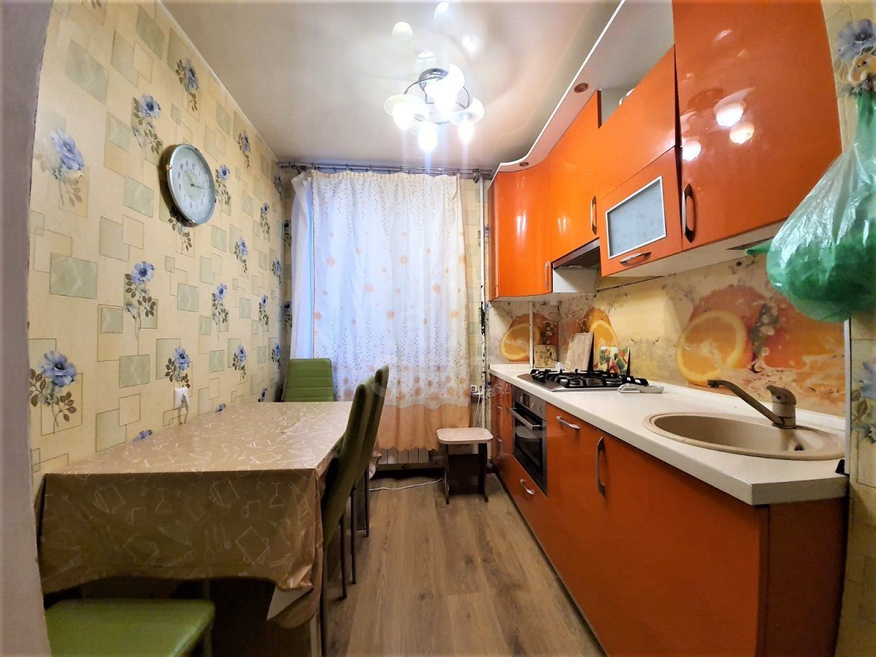 двухкомнатная квартира в Санкт-Петербурге по адресу: Новаторов б-р., 112