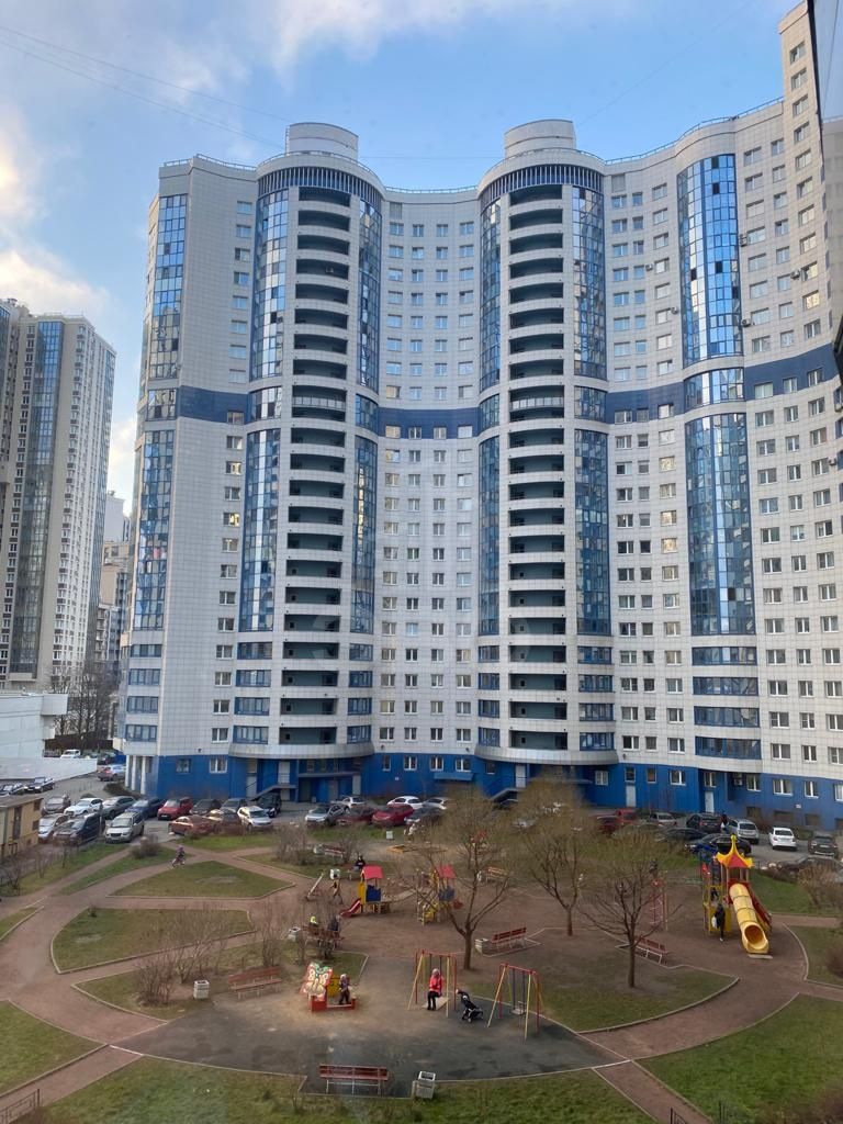 однокомнатная квартира в Санкт-Петербурге по адресу: Космонавтов проспект, 37