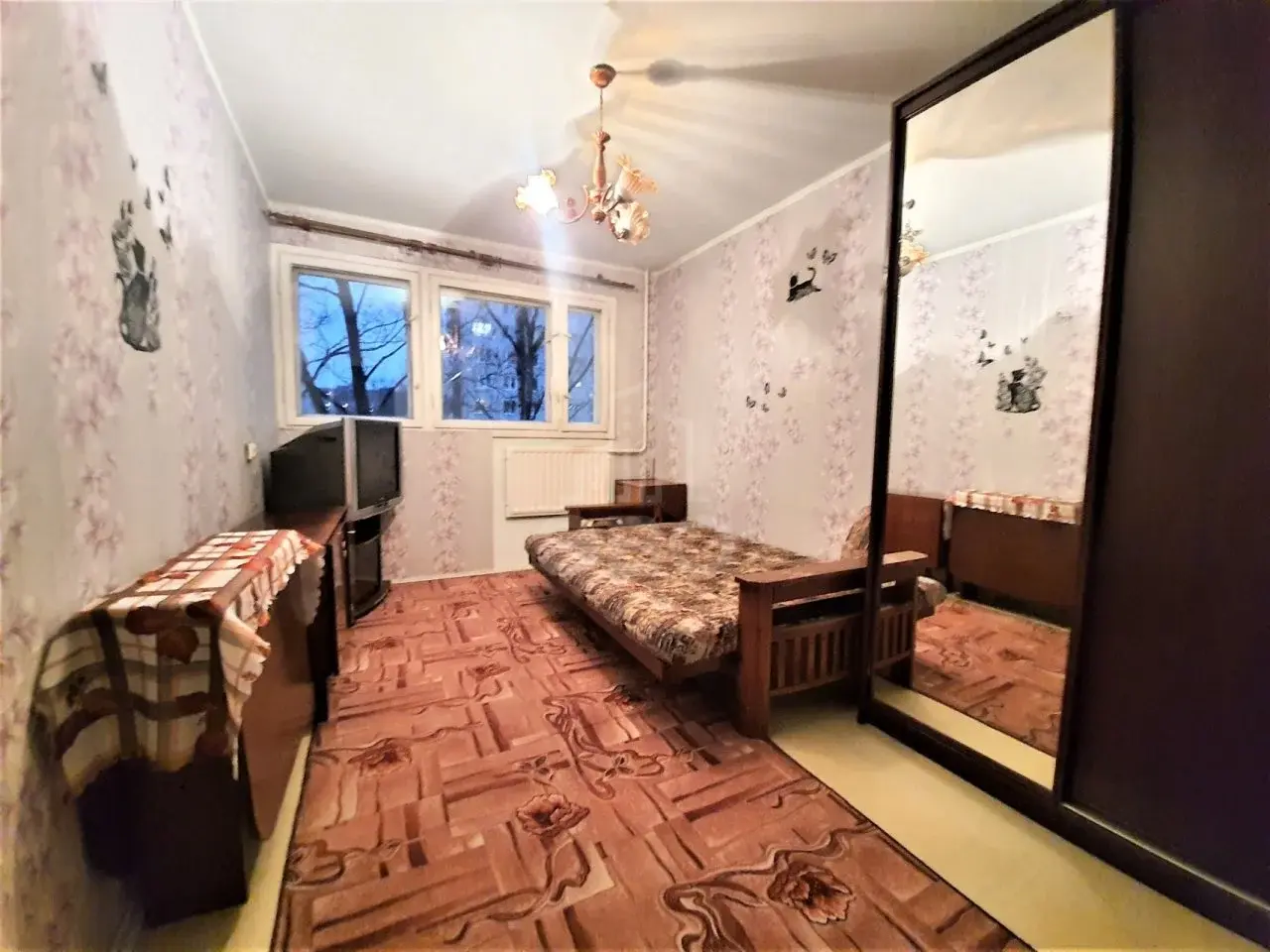 двухкомнатная квартира в Санкт-Петербурге по адресу: Сиреневый б-р., 8, к 1