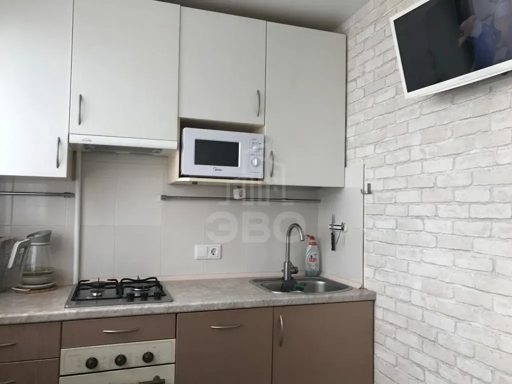 трехкомнатная квартира в Санкт-Петербурге по адресу: Наличная ул., 49