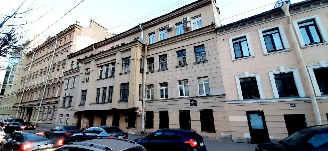 трехкомнатная квартира в Санкт-Петербурге по адресу: 16-я В.О. линия, 69, литера А